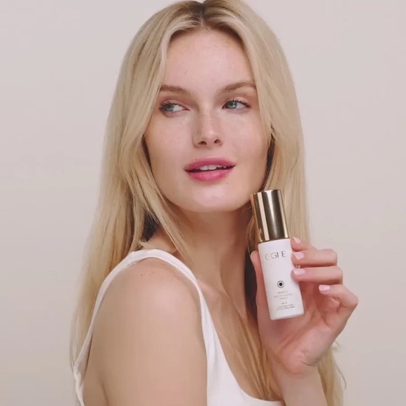 OGEE Skin Enhancing Primer SPF 40 NEW UNUSED BOXED - Picture 5 of 7